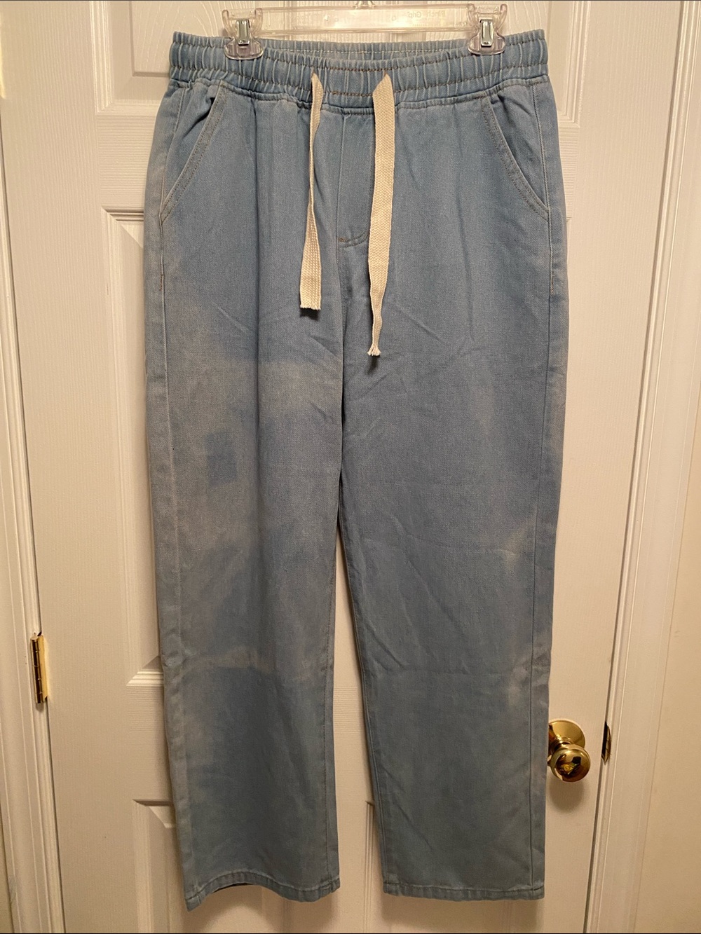 Light Blue Women’s Drawstring Waist Jeans…size 2XL